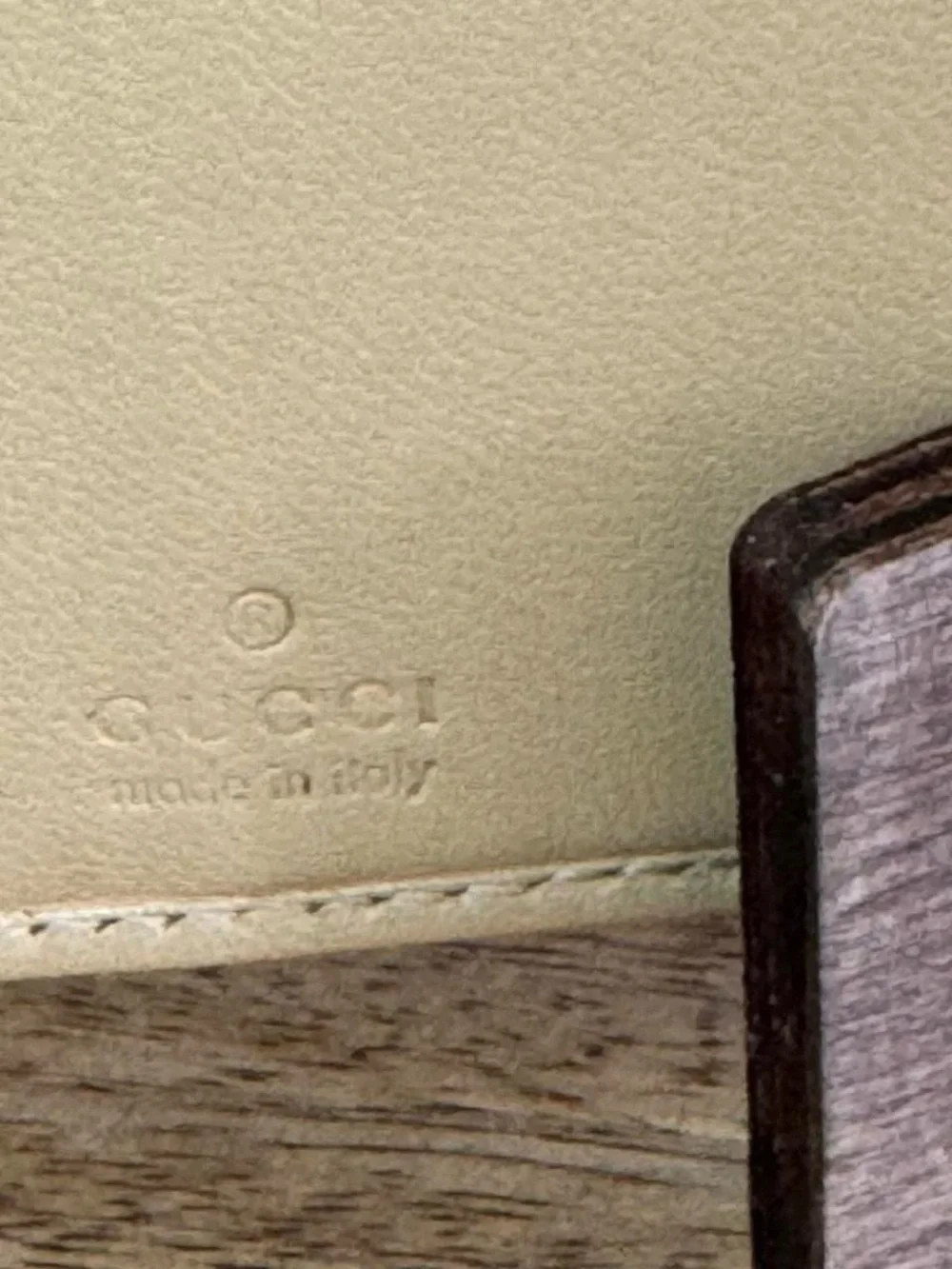 Gucci Neon Yellow GG Canvas Wallet - Picture 5 of 8